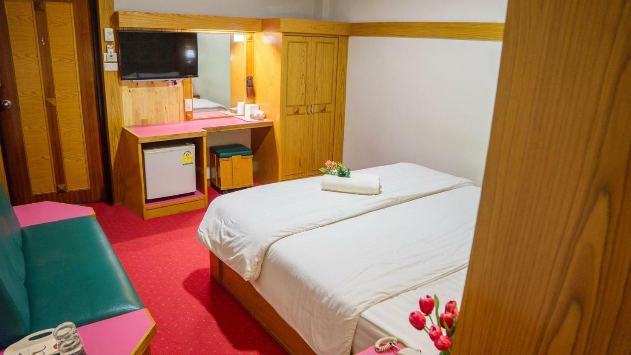 Siri Hotel Nakhonratchasima Εξωτερικό φωτογραφία